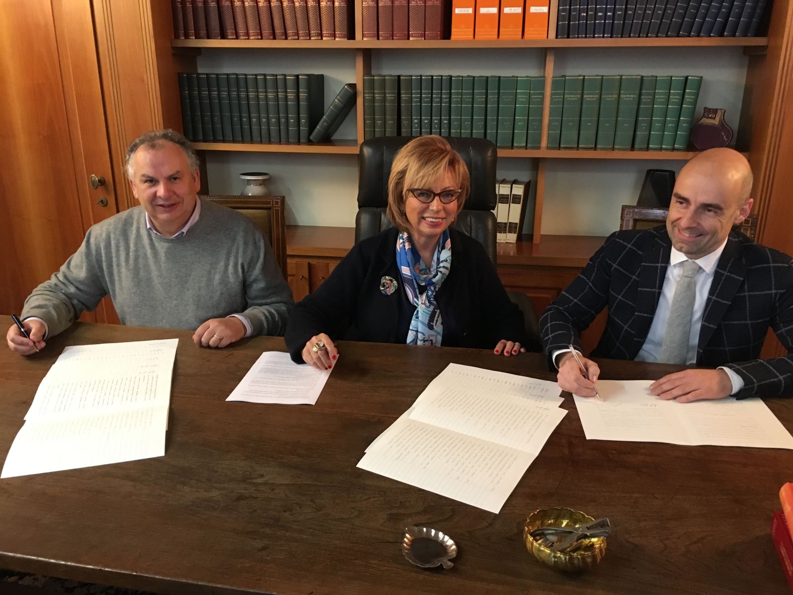 Acque Vicentine e Alto Vicentino Servizi: con la firma dal notaio nasce Viacqua